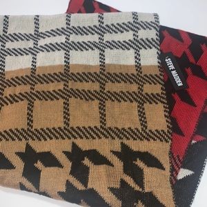 Steve Madden tube scarf